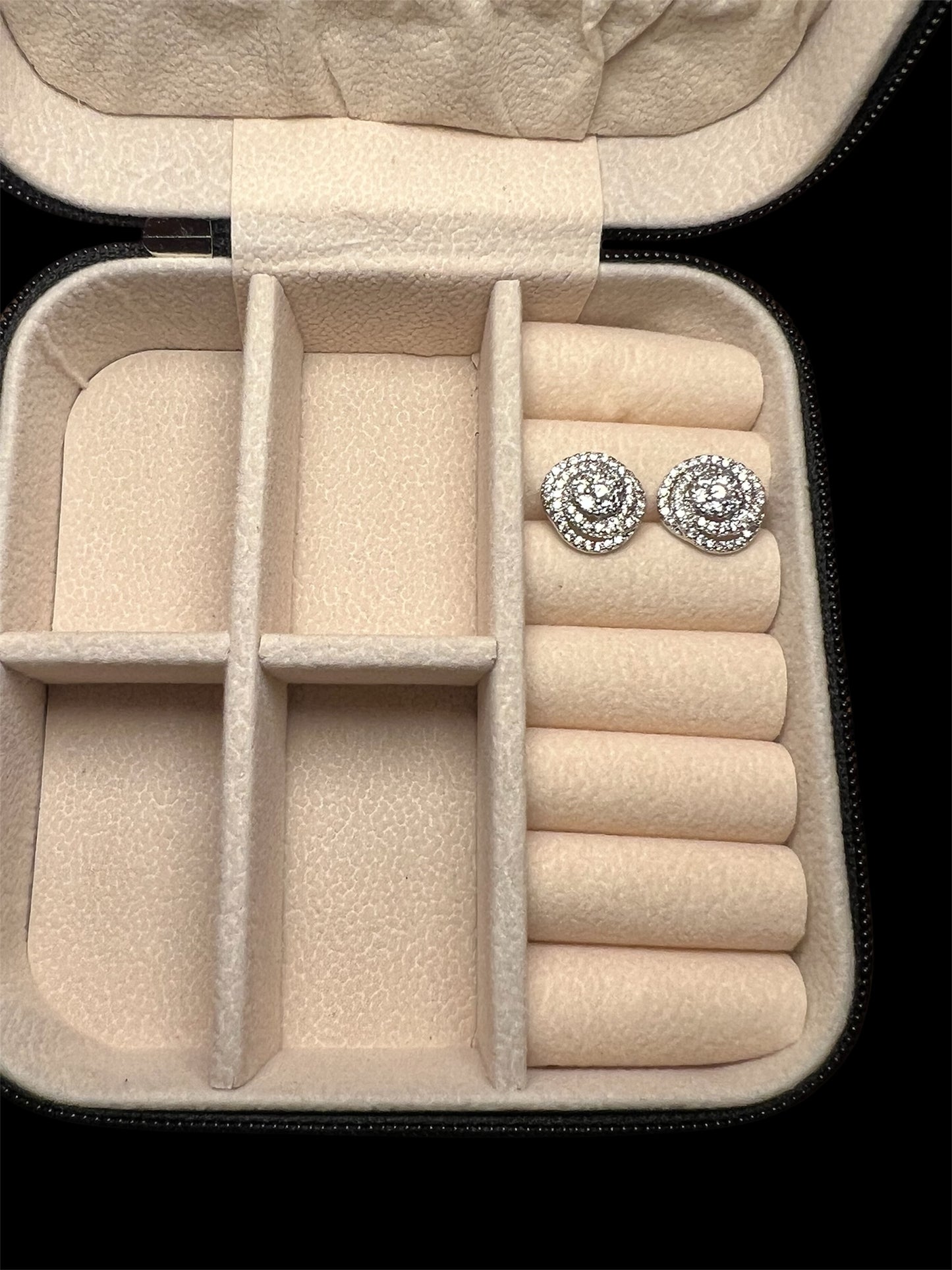 Round stud earrings with faux gems