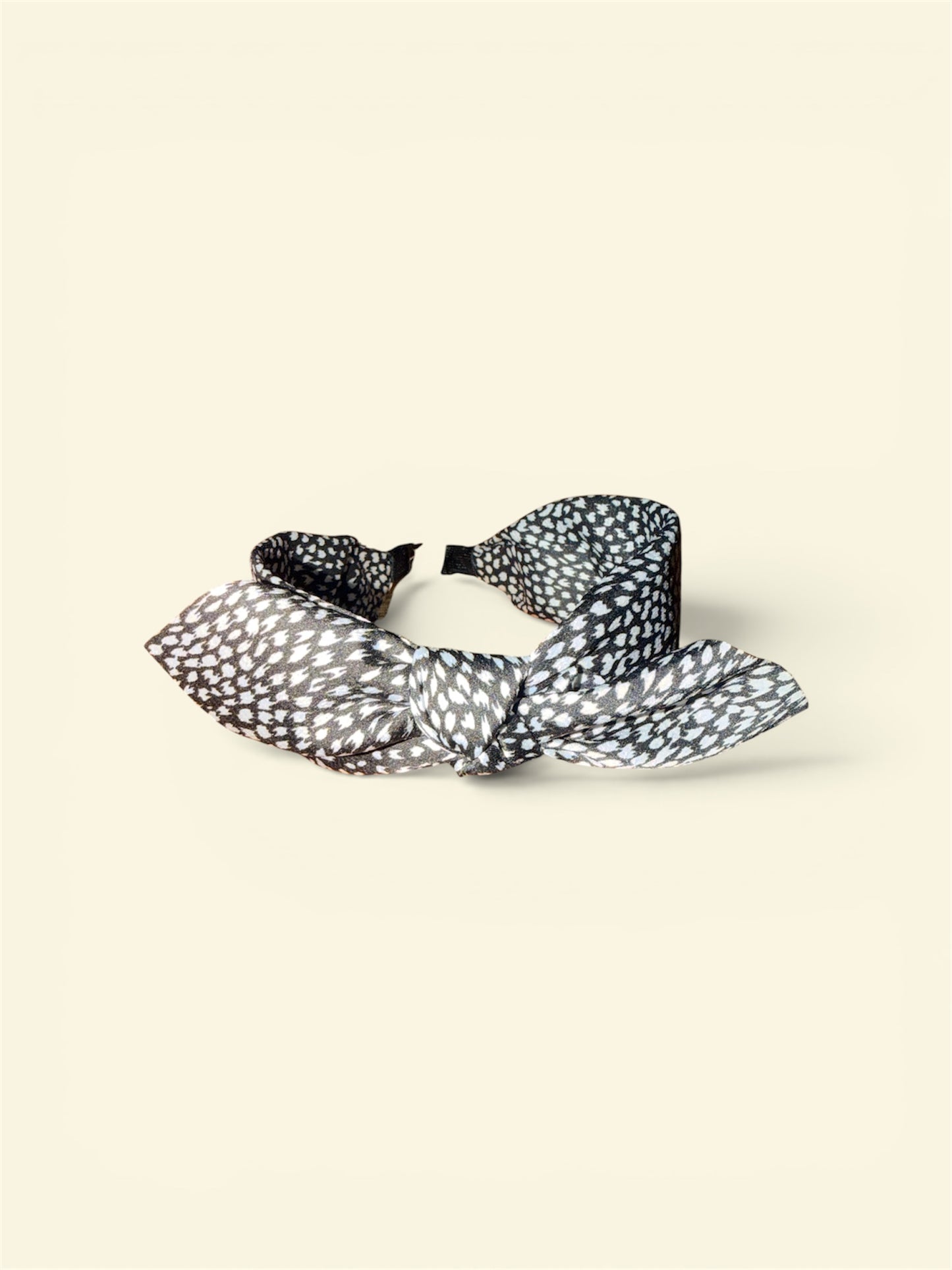 Black spotted print twist bow