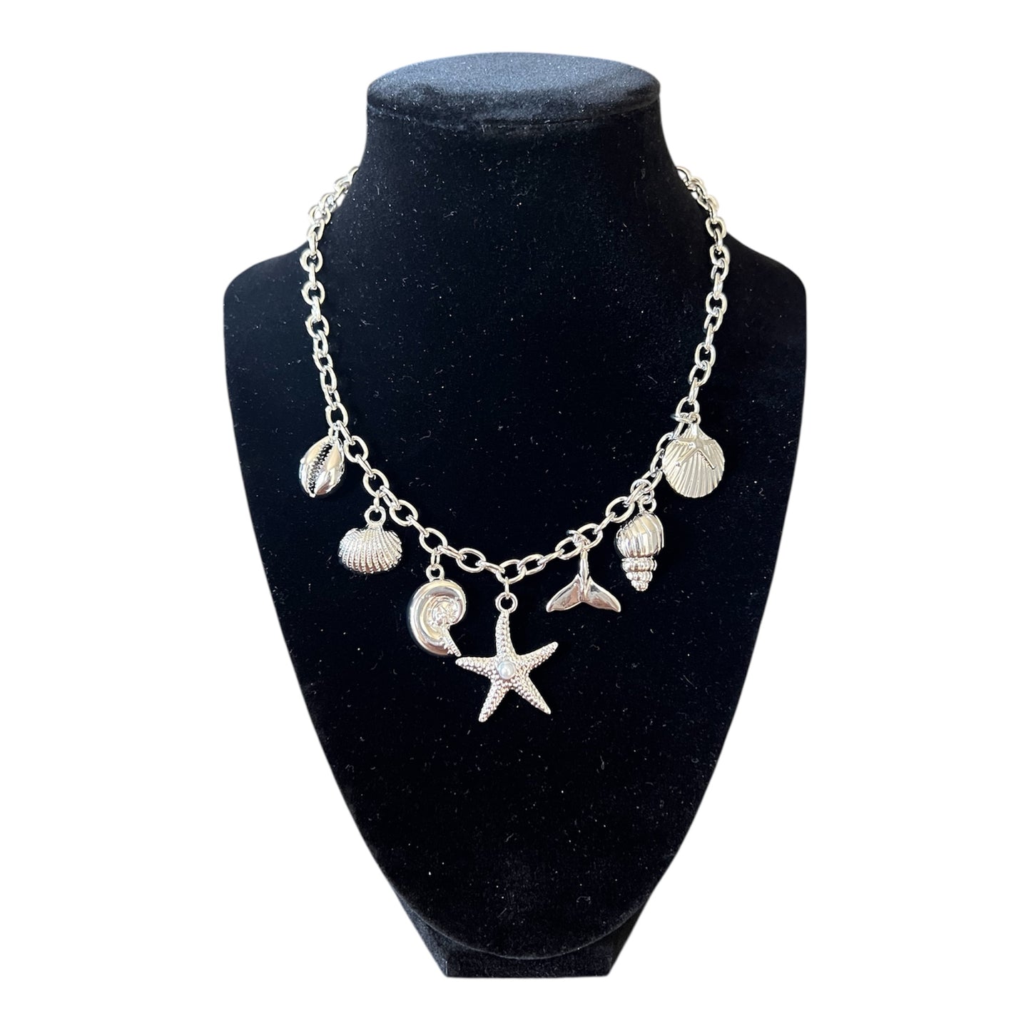 Starfish charm necklace
