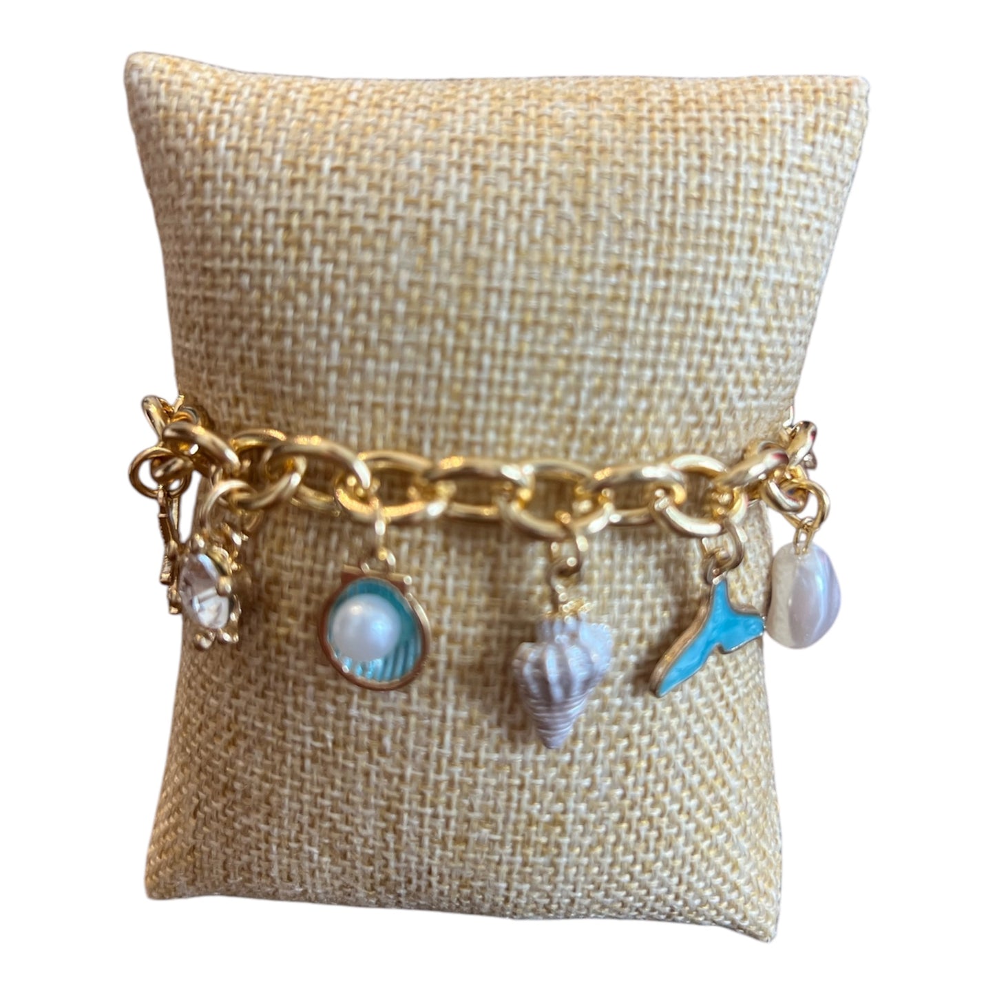 Pearl shell charm bracelet