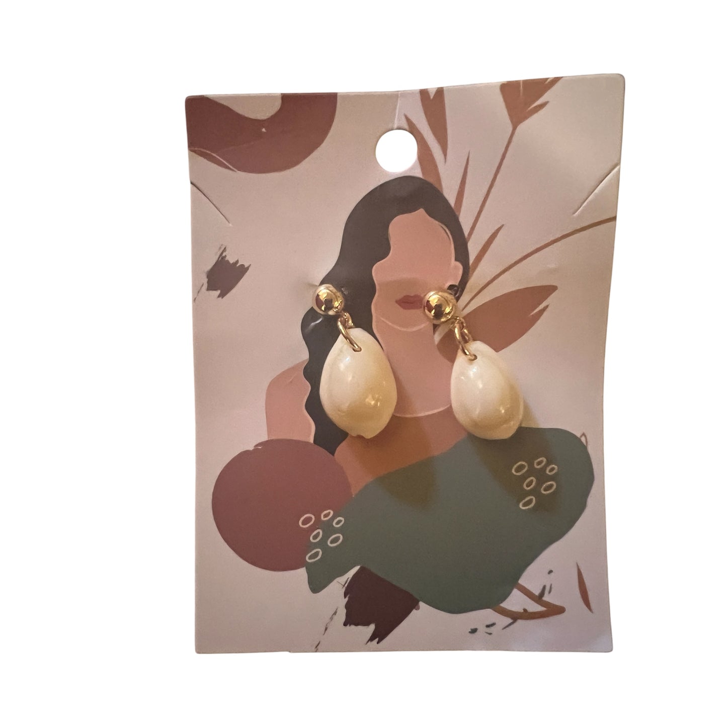 Shell dainty earrings