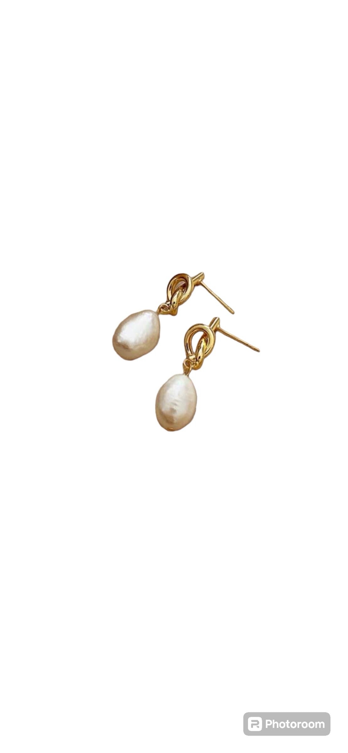 Dangle drop Faux Pearl earrings