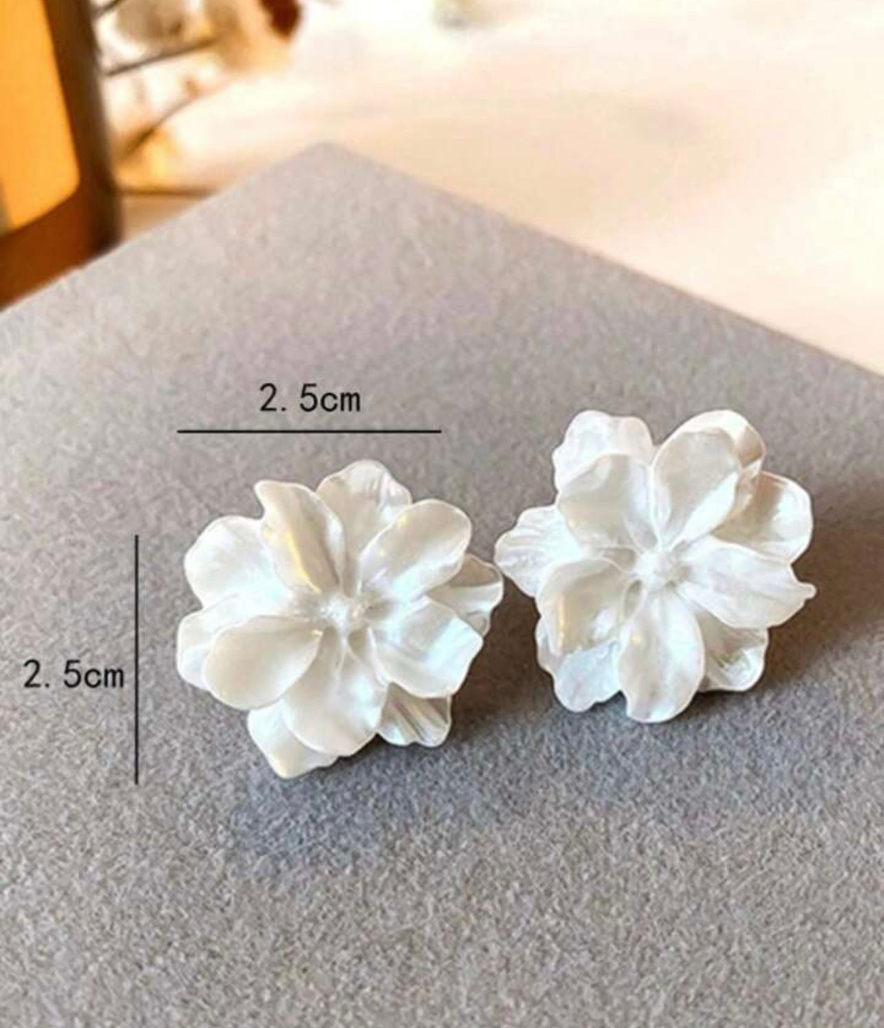 Earrings- White Flower Stud Earrings