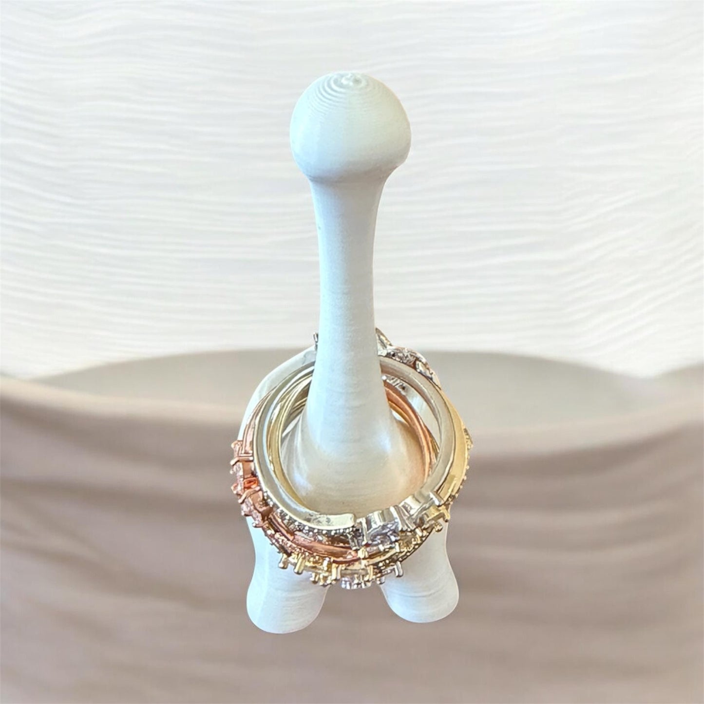 Duo Dino ring holders *rings not included