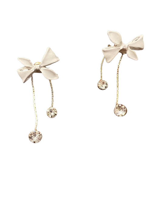 White bow dangle earrings