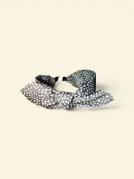 Black spotted print twist bow