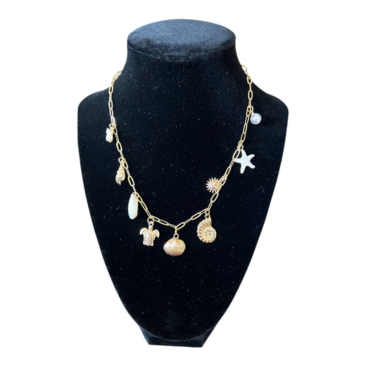 Shell turtle charm necklace