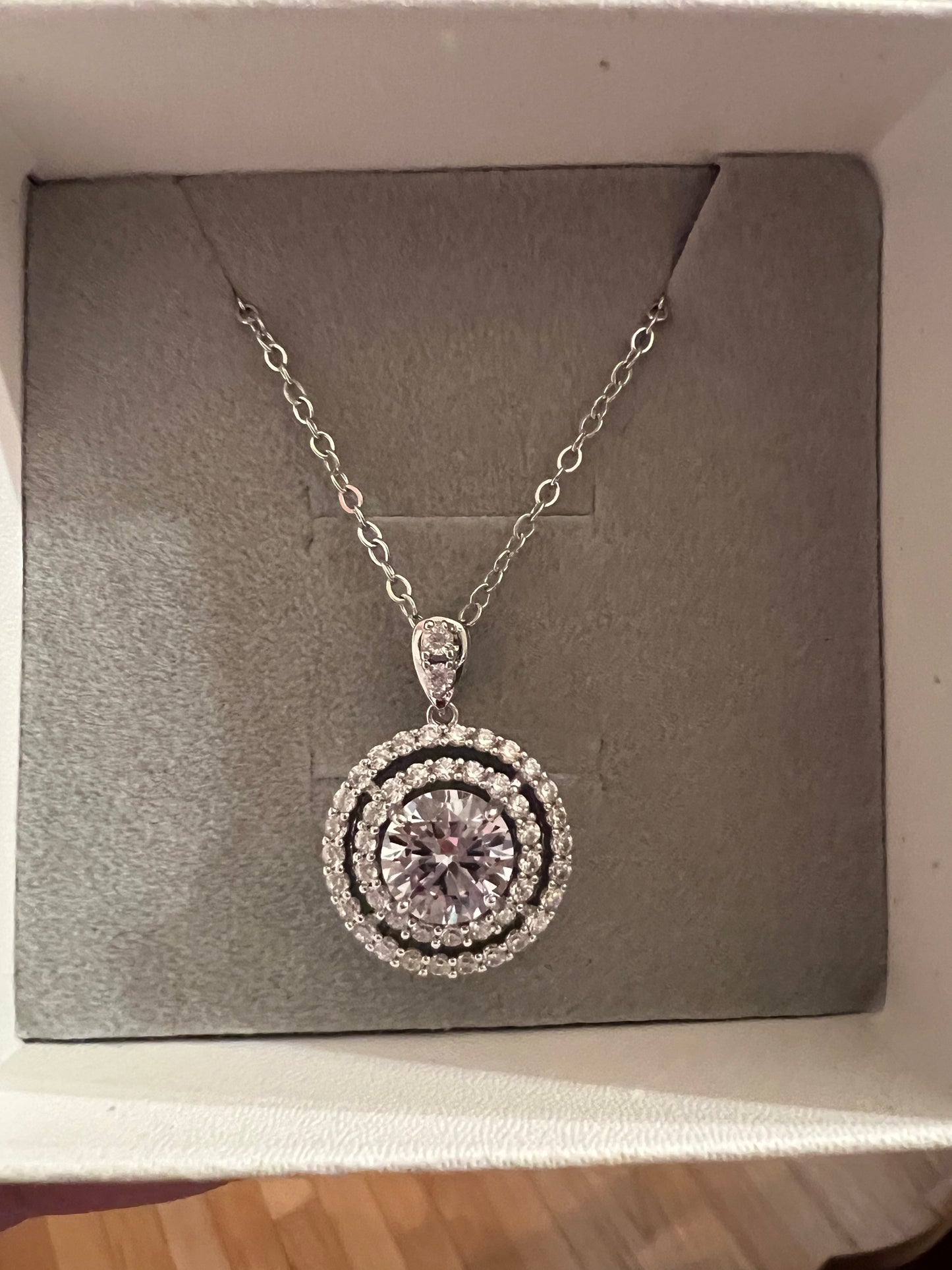 Round Pendant Necklace